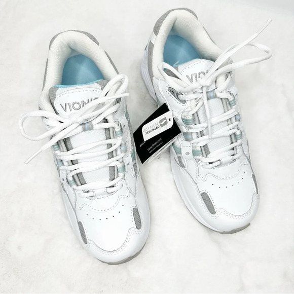 Vionic 23Walk Classic Sneaker Size 7 NWT - Picture 2 of 4
